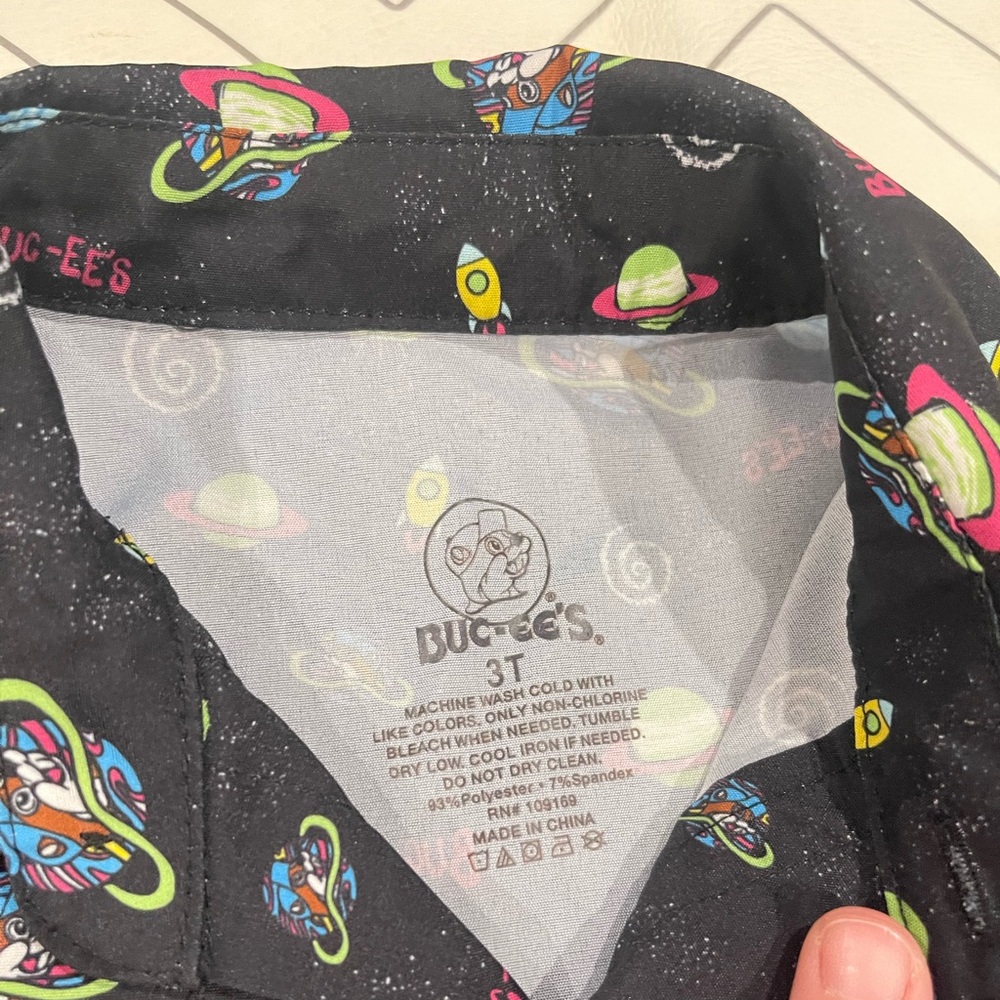 Bucee's Space Pattern Button Down - Picture 5 of 8